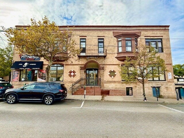 2913 Jeannette St, Union City, NJ à vendre - Photo de l’immeuble – Image 2 sur 50