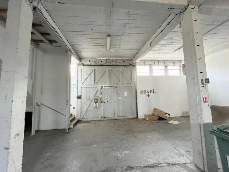 Industriel/Logistique dans Malakoff à vendre - Photo de l’immeuble – Image 2 sur 8