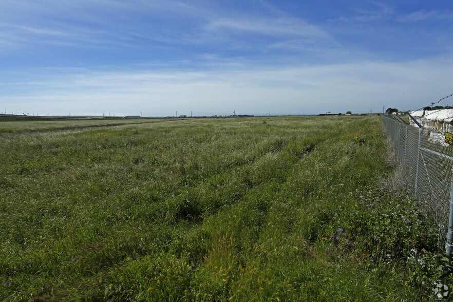 Harrison Rd, Salinas, CA à vendre - Photo principale – Image 1 sur 6