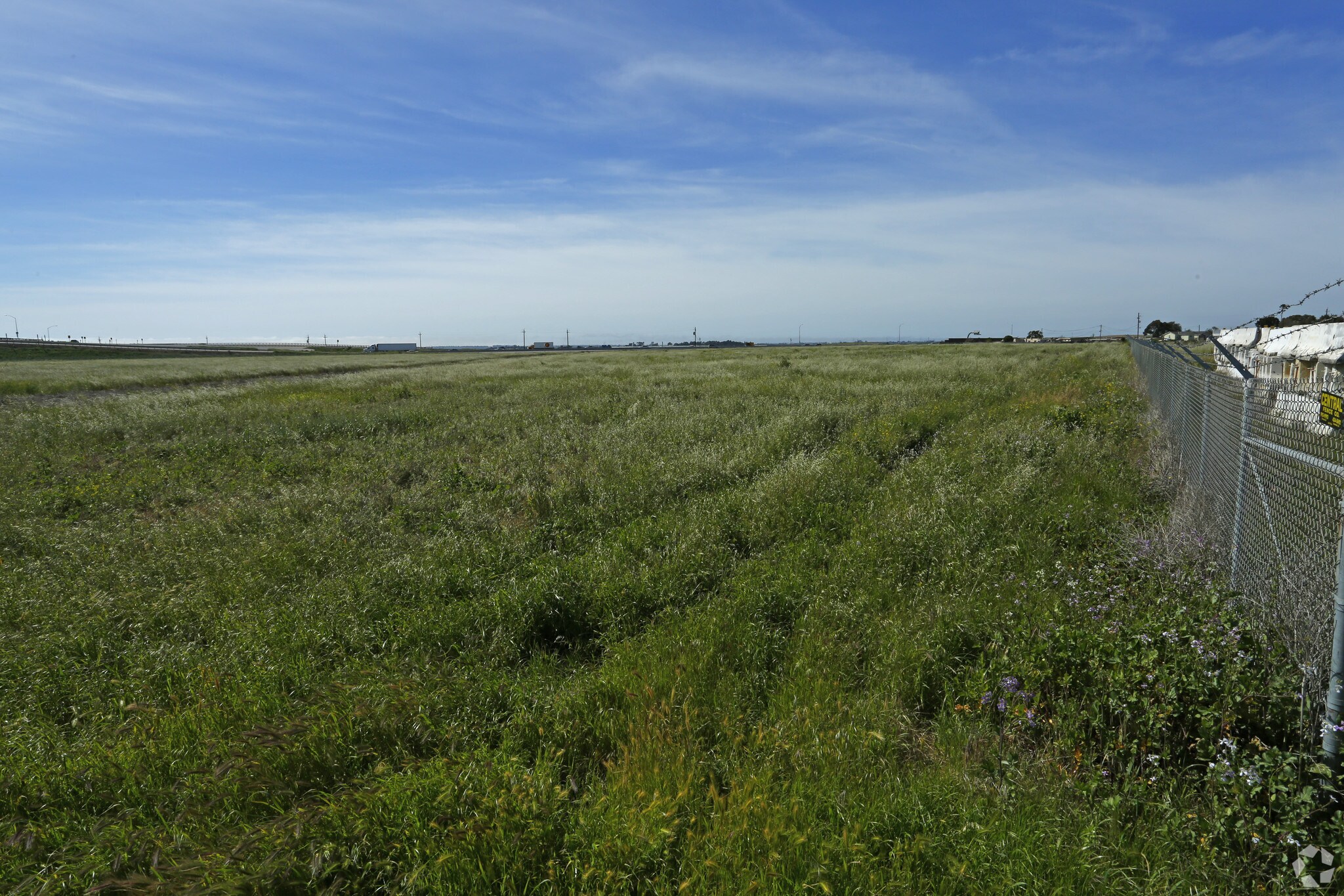 Harrison Rd, Salinas, CA à vendre Photo principale– Image 1 sur 7