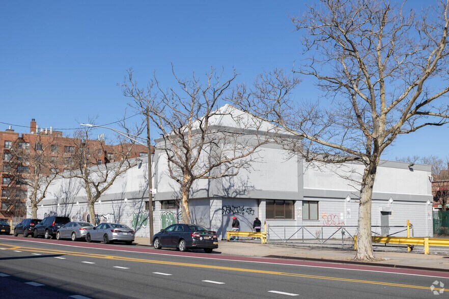 1791 Utica Ave, Brooklyn, NY à vendre - Photo principale – Image 1 sur 4