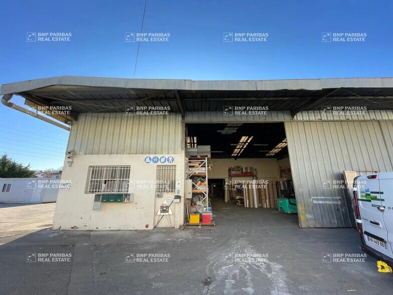 Local d’activités dans Toulouse à louer - Photo de l’immeuble – Image 2 sur 13