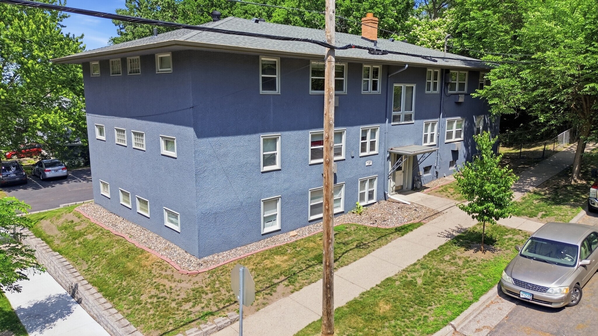 149 Morton St E, Saint Paul, MN à vendre Photo de l’immeuble– Image 1 sur 37