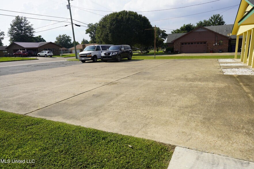 1001 Martin Luther King Jr dr, Cleveland, MS à vendre - Photo de l’immeuble – Image 2 sur 26