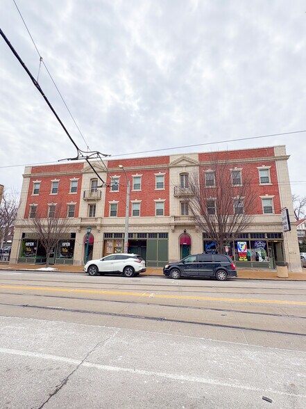 6248-6254 Delmar Blvd, Saint Louis, MO à vendre - Photo de l’immeuble – Image 1 sur 8