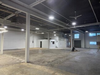 Plus de détails pour 17 Gramercy Pl, Thornwood, NY - Local d'activités, Industriel/Logistique à louer