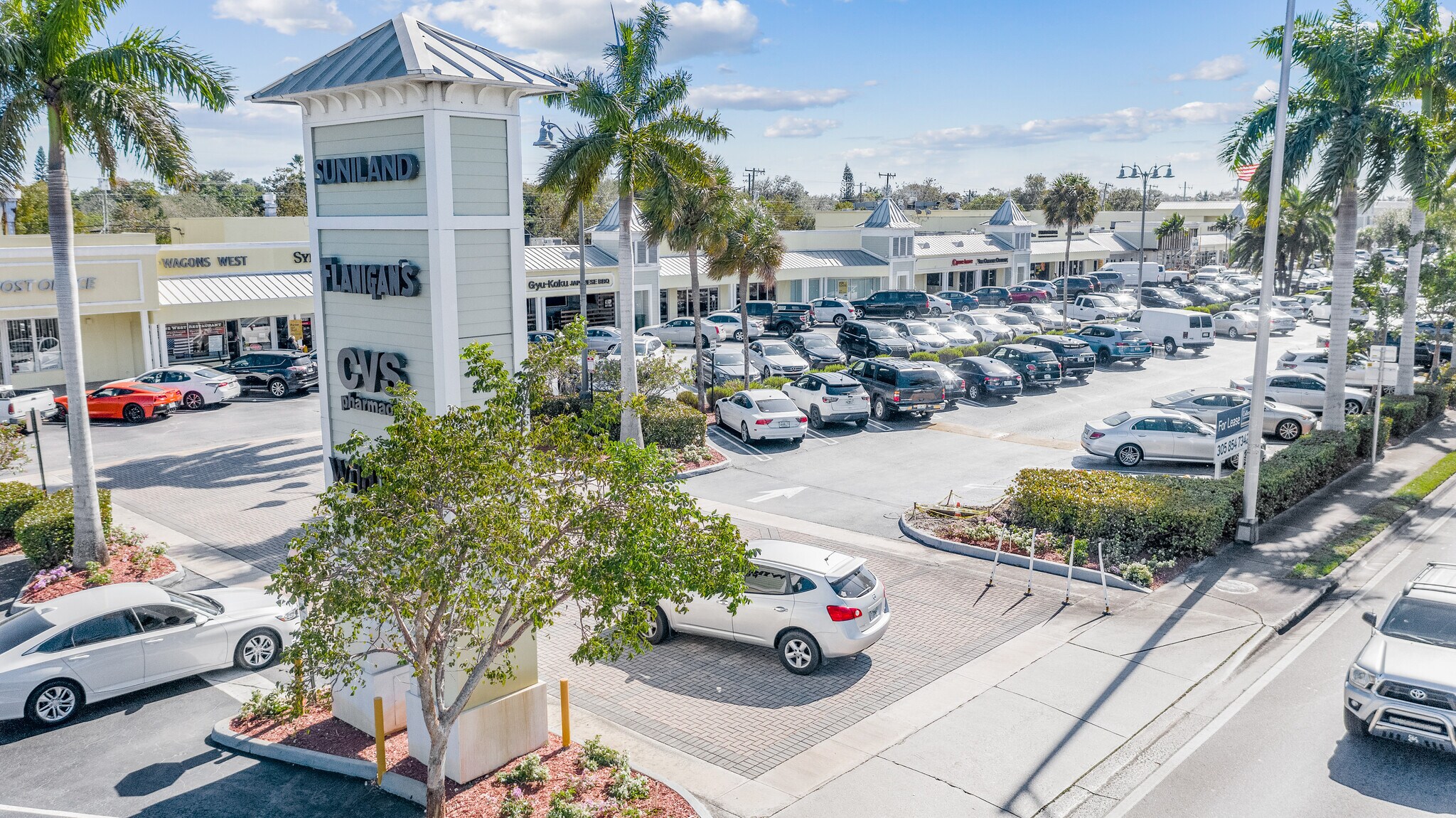 11325 S Dixie Hwy, Miami, FL à louer Photo de l’immeuble– Image 1 sur 2