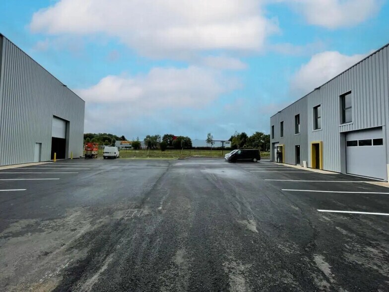 4 Rue Du Pan Loup, Couëron à louer - Photo de l’immeuble – Image 3 sur 11