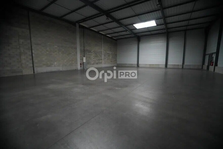 Local d’activités dans Beaune à louer - Photo intérieure – Image 1 sur 4