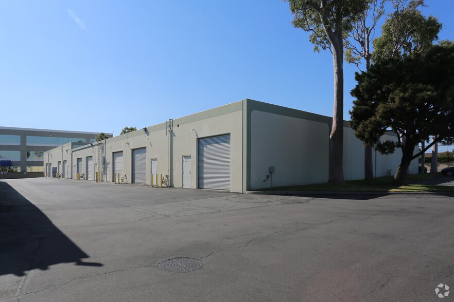 6800 Orangethorpe Ave, Buena Park, CA à louer - Photo de l’immeuble – Image 2 sur 4