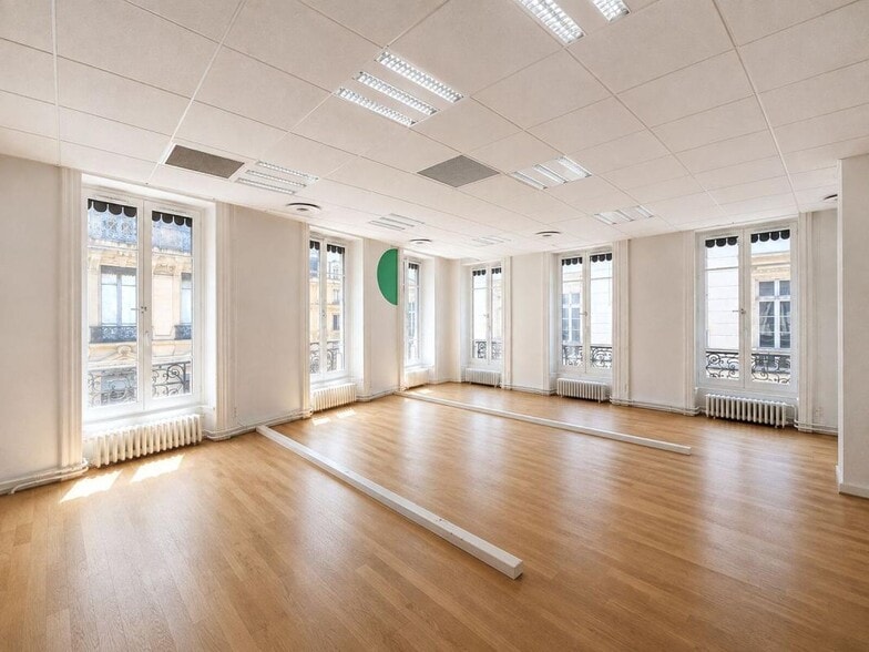 3 Rue De L'Arbre Sec, Lyon à louer - Photo intérieure – Image 2 sur 6
