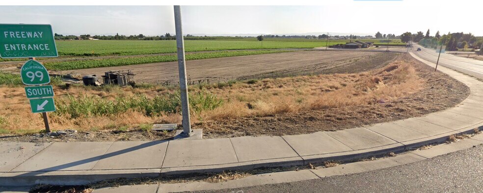 Bradbury Rd, Delhi, CA à vendre - Photo de l’immeuble – Image 2 sur 10