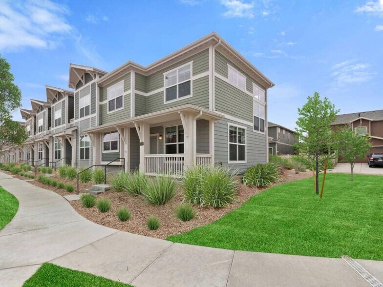 9518 E 109th Dr, Commerce City, CO à vendre - Photo de l’immeuble – Image 2 sur 61