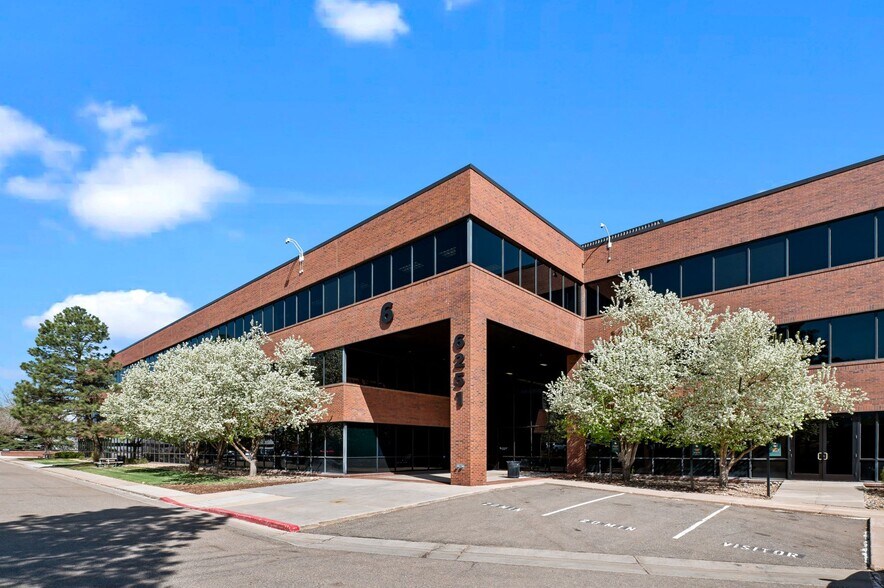 6251 E Greenwood Plaza Blvd, Greenwood Village, CO à louer - Photo de l’immeuble – Image 2 sur 9