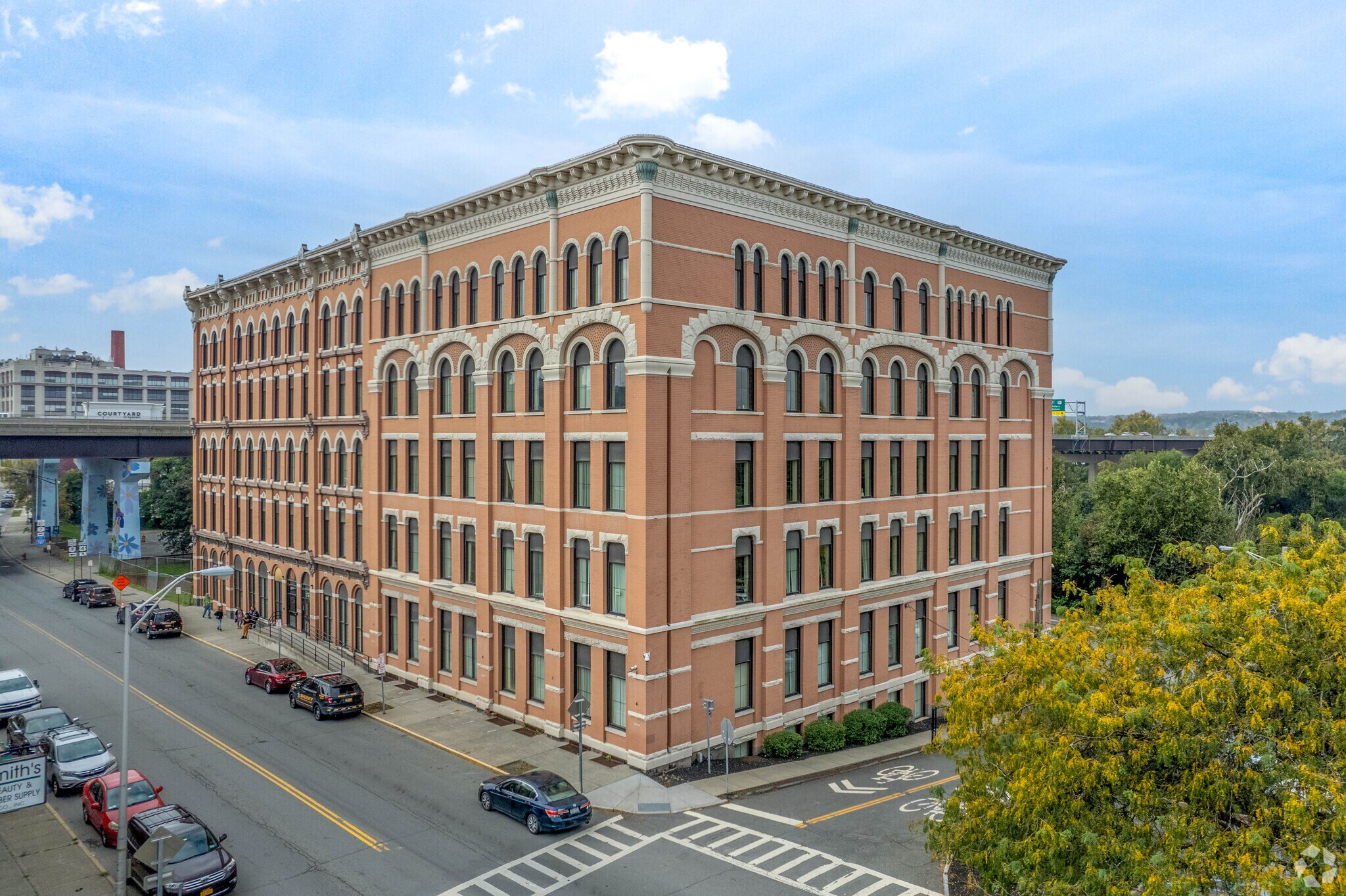 545-547 River St, Troy, NY à louer Photo principale– Image 1 sur 4