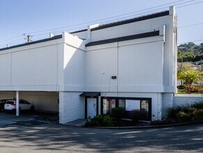 1501 El Camino Real, Belmont, CA à louer Photo de l’immeuble– Image 1 sur 7