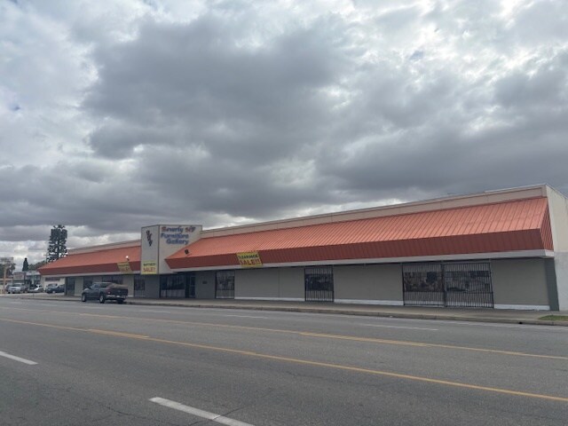 620 Chester Ave, Bakersfield, CA à louer - Photo de l’immeuble – Image 2 sur 22