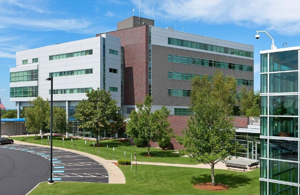 200 Campus Dr, Marlborough, MA à louer Photo de l’immeuble– Image 1 sur 2