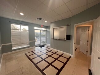 Plus de détails pour 245 Bellagio Cir, Sanford, FL - Bureau à louer