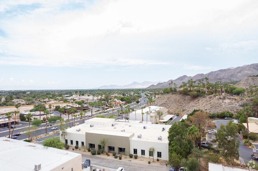 70017 Highway 111, Rancho Mirage, CA à louer - Aérien – Image 3 sur 10