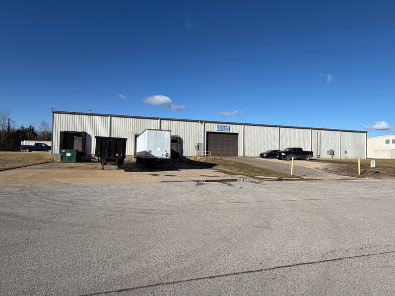 115 Industrial Dr, New Haven, MO à vendre - Photo principale – Image 1 sur 5