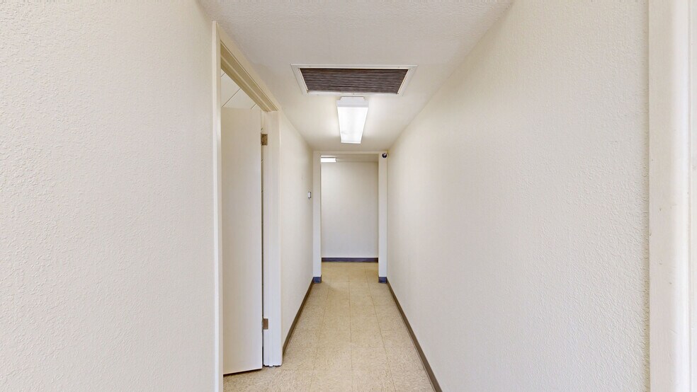 2045 S Loop 250 W, Midland, TX à vendre - Numérisation 3D Matterport – Image 3 sur 26