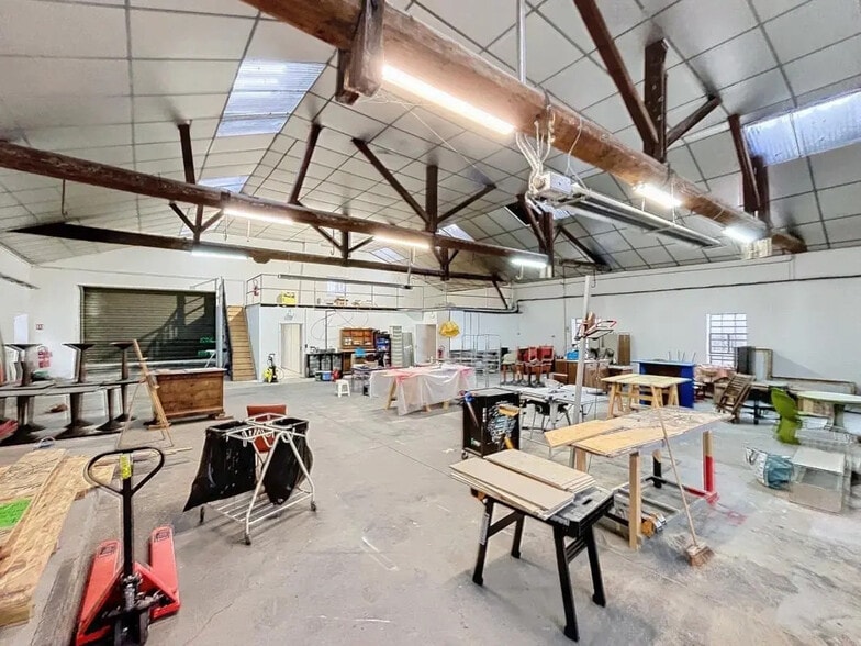 21 Rue Gambetta, Fontaines-sur-Saône à louer - Photo de l’immeuble – Image 3 sur 14