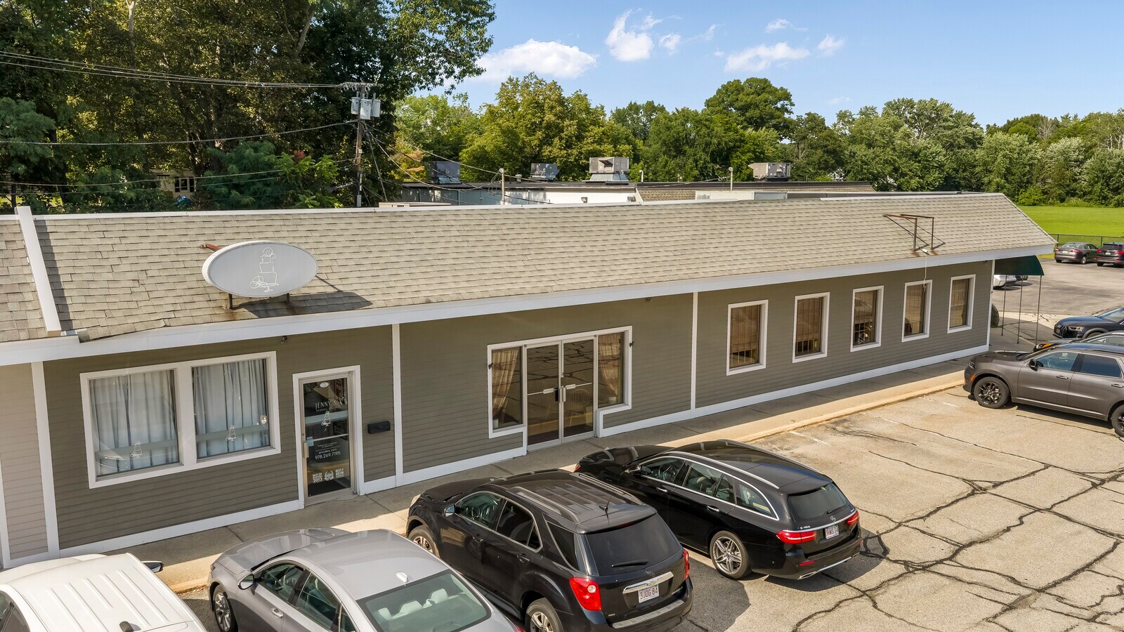194 Main St, Amesbury, MA 01913 - Lot C, D, E - - Photo intérieure - Image 2 of 12