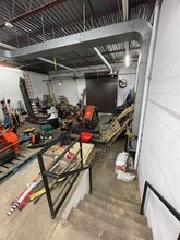 9220 Bass Lake Rd, New Hope, MN à louer Photo intérieure– Image 1 sur 10