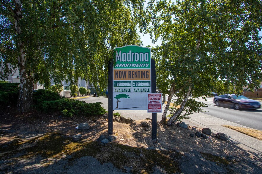 7603 Pacific Ave, Tacoma, WA à vendre - Photo de l’enseigne sur pylône – Image 2 sur 34