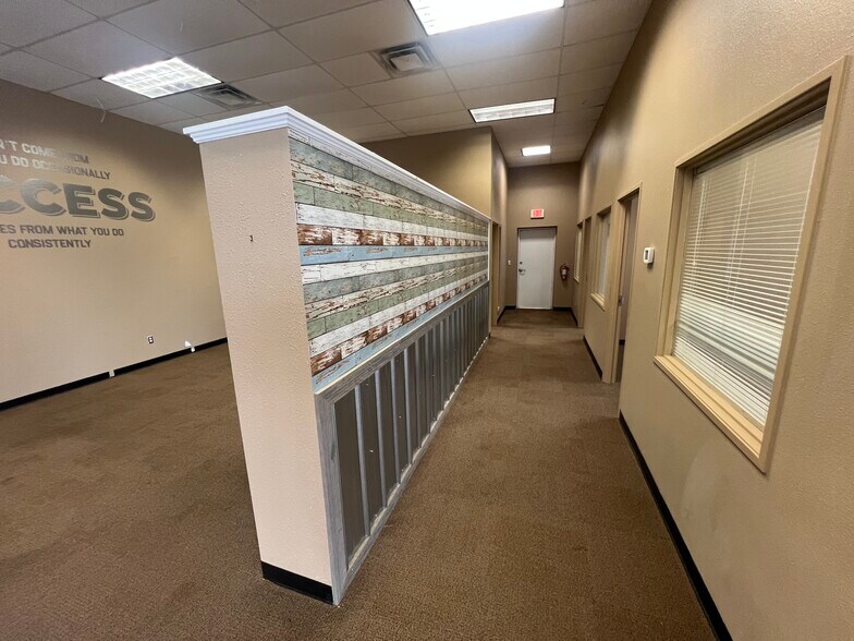 3310 E Central Texas Expy, Killeen, TX à louer - Photo de l’immeuble – Image 3 sur 5