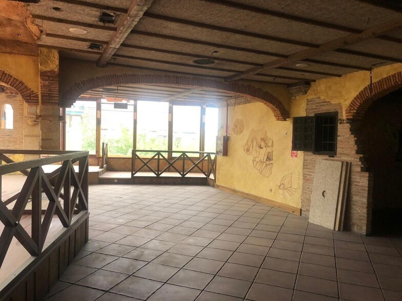 View Photo