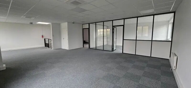 Local d’activités dans Bussy-Saint-Georges à louer - Photo intérieure – Image 3 sur 7