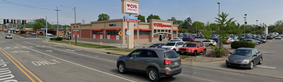 1950 State St, New Albany, IN à vendre - Photo de l’immeuble – Image 2 sur 2