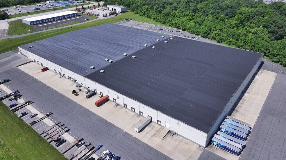 100 Louis Pky, Carlisle, PA à louer - Photo de l’immeuble – Image 2 sur 3
