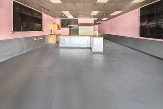 500 N Main St, Marion, NC à louer Photo intérieure– Image 1 sur 12