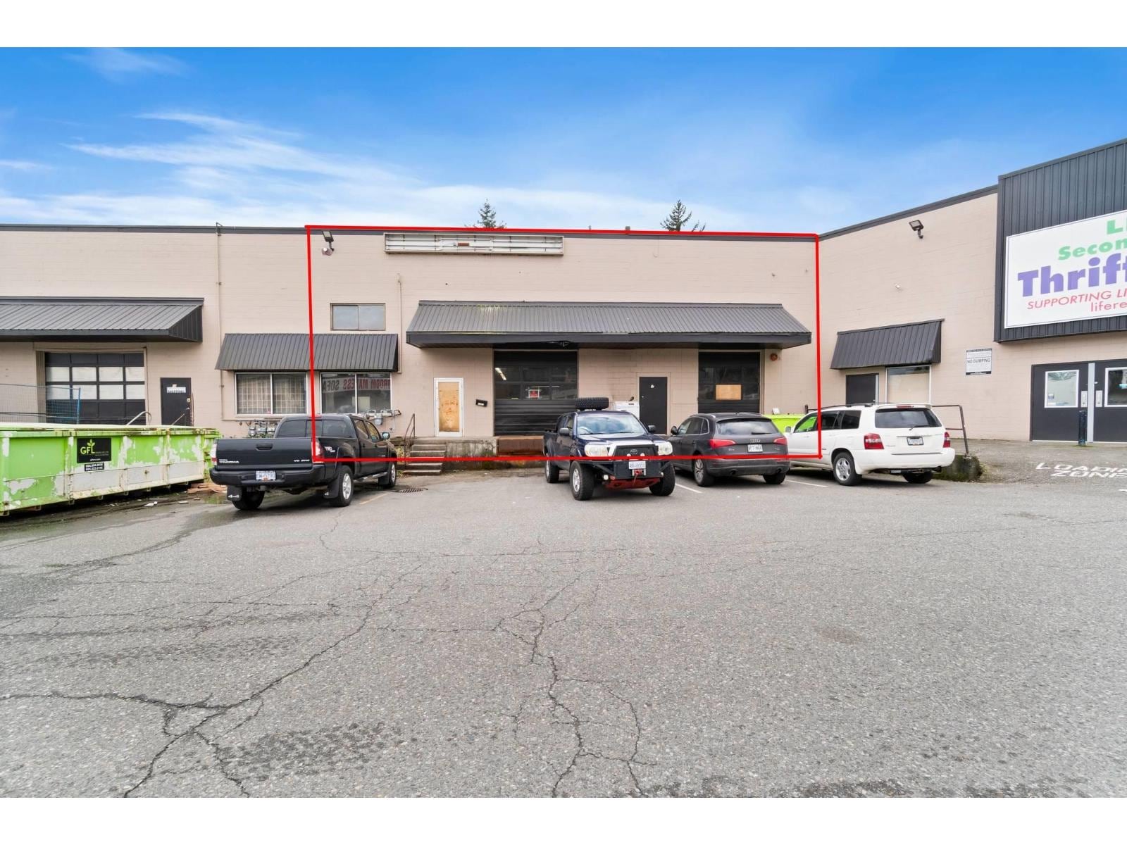 31550 S Fraser Way, Abbotsford, BC à louer Photo de l’immeuble– Image 1 sur 16