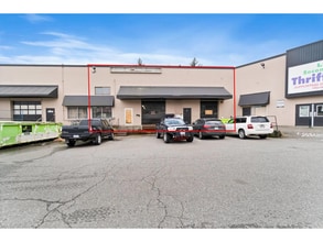 31550 S Fraser Way, Abbotsford, BC à louer Photo de l’immeuble– Image 1 sur 16