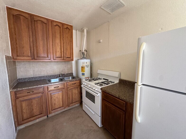 2514 N Geronimo Ave, Tucson, AZ à vendre - Photo de l’immeuble – Image 2 sur 14
