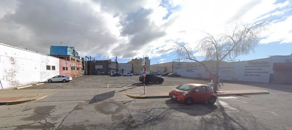 214 Mesa st, El Paso, TX à louer - Photo de l’immeuble – Image 2 sur 2