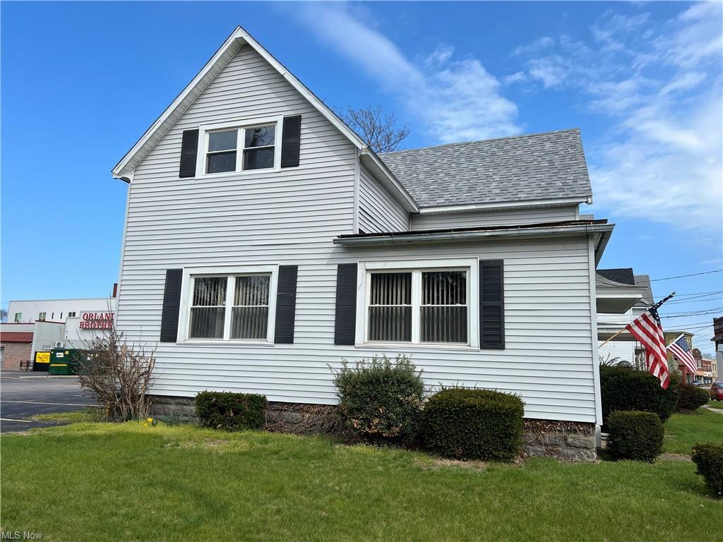 171 Broad St, Conneaut, OH à vendre Photo principale– Image 1 sur 9