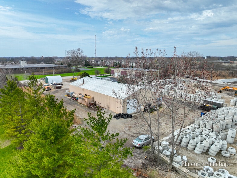 500 Rose Rd, Lake Zurich, IL à vendre - Photo principale – Image 1 sur 5
