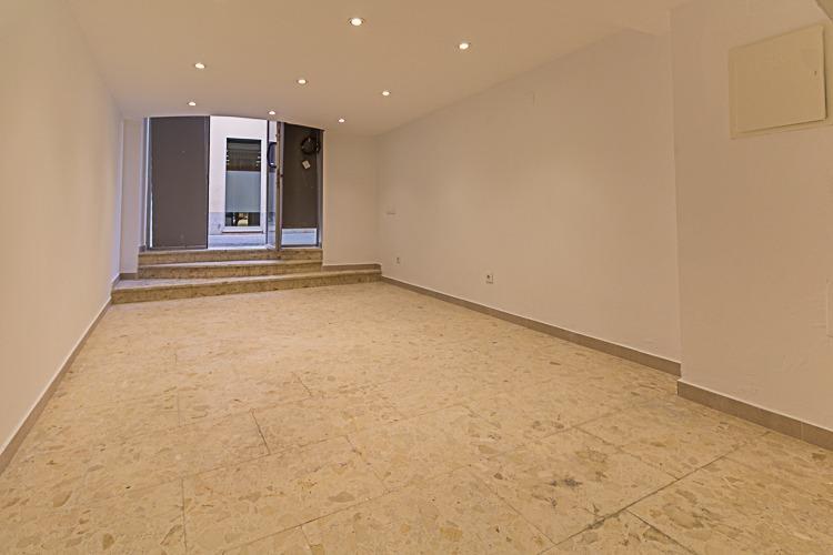 Immeuble residentiel dans Vilanova i la Geltrú, Barcelona à vendre - Photo intérieure – Image 2 sur 3