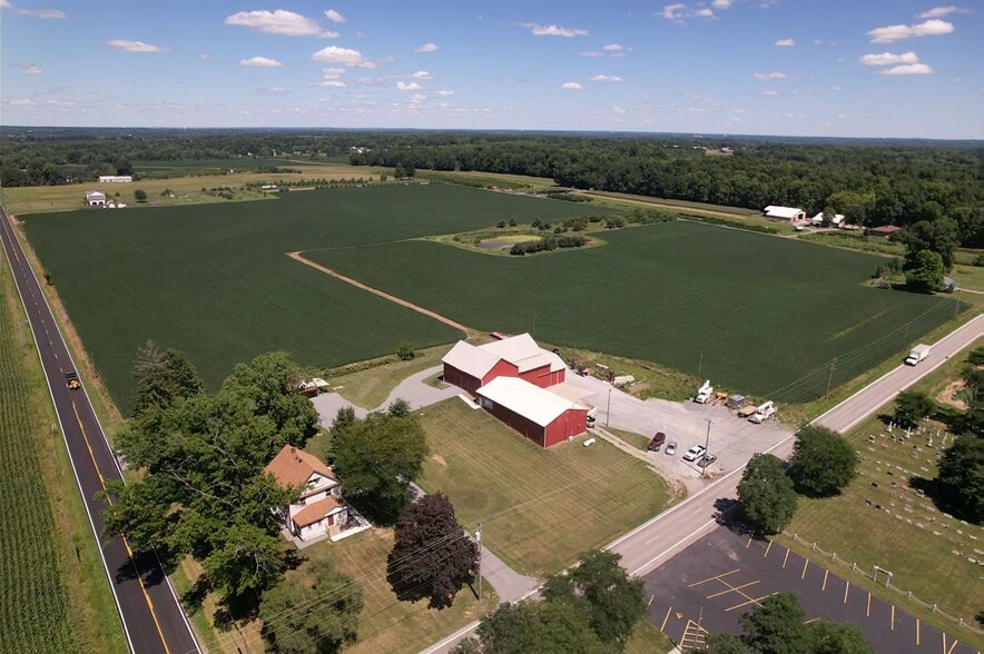 5984 W South Range Rd, Salem, OH à vendre - Photo de l’immeuble – Image 1 sur 52