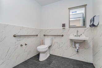 271 Walker St, Staten Island, NY à louer Photo intérieure– Image 1 sur 8