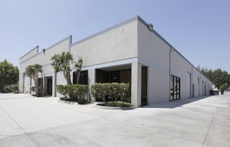 Plus de détails pour 16735-16745 Saticoy St, Van Nuys, CA - Industriel/Logistique à louer