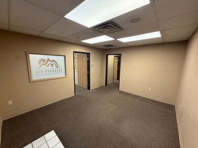 800 Stockton Ave, Fort Collins, CO à louer - Photo de l’immeuble – Image 3 sur 13