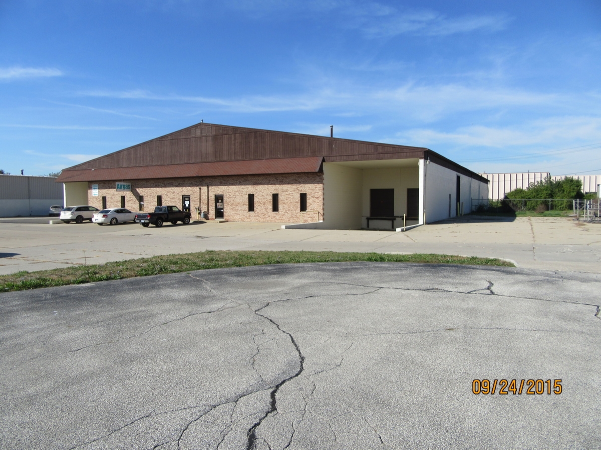 1906 Dove St, Port Huron, MI à louer Photo principale– Image 1 sur 8