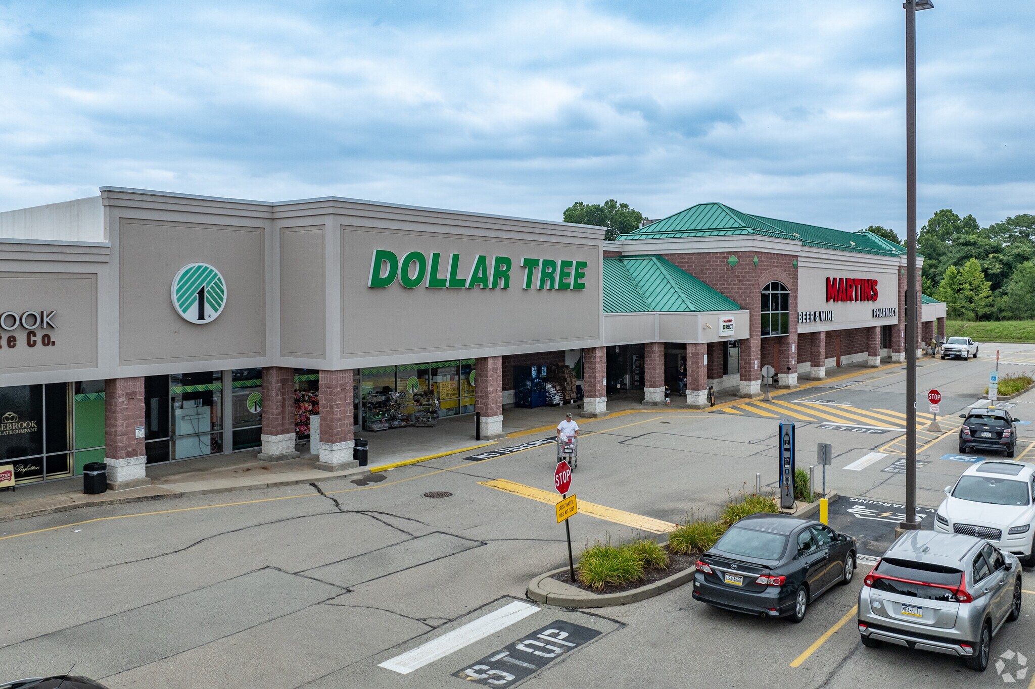 800-840 Vanderbilt Rd, Connellsville, PA à vendre Photo principale– Image 1 sur 5