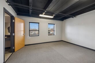 1718 Charlotte Ave, Nashville, TN à louer Photo intérieure– Image 1 sur 8